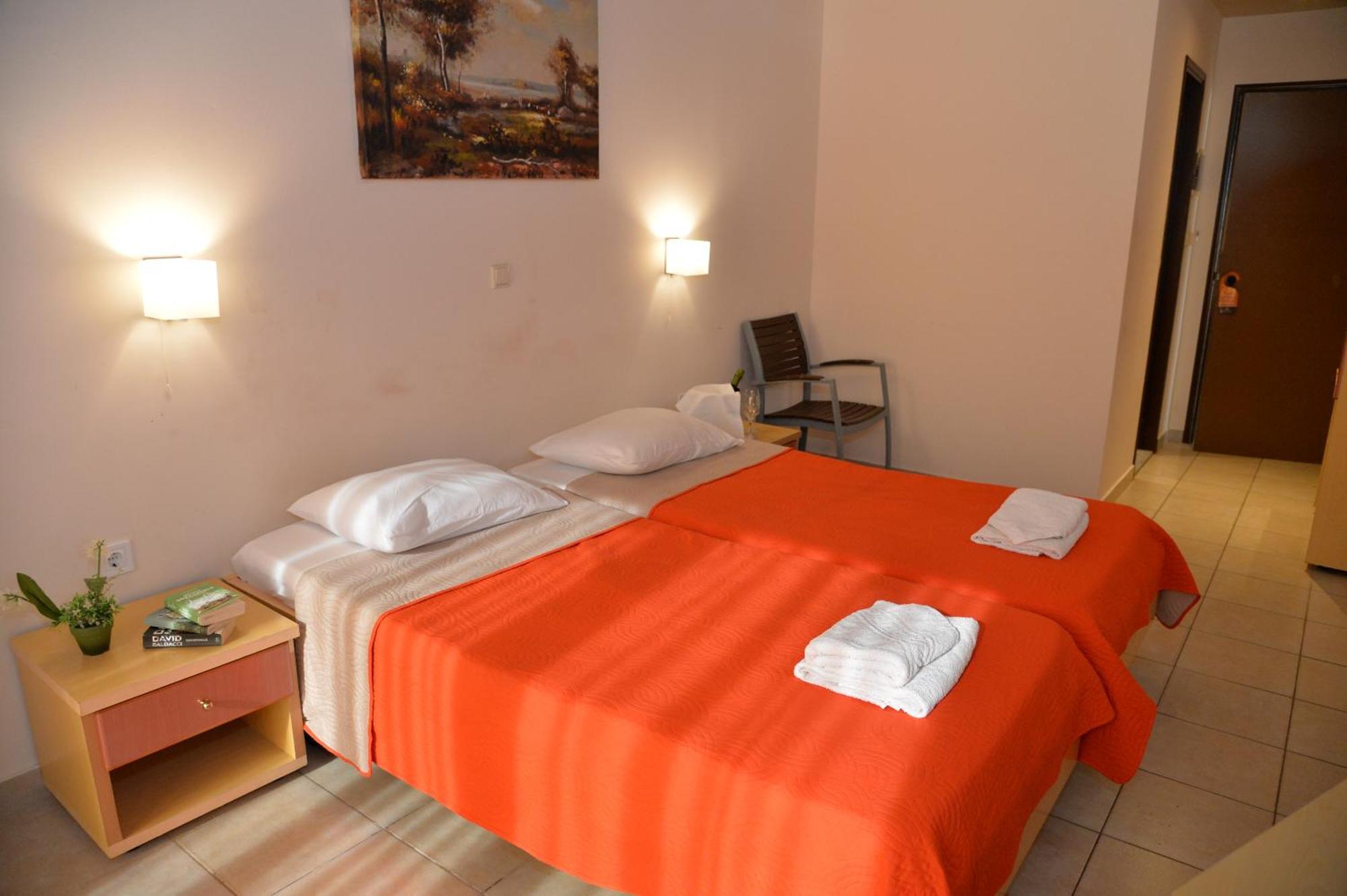 Heleni Beach Hotel 伊利索斯 客房 照片